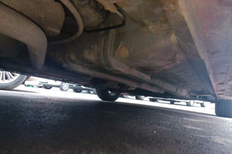 Used Hyundai Verna (older generation) 2010 Sedan 1.4L Automatic Fashionable GT Model Chassis Rear Right