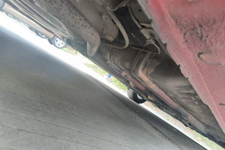 Used Hyundai Verna (older generation) 2010 Sedan 1.4L Automatic Comfort Model GS Chassis Rear Right