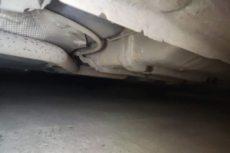 Used Hyundai Verna (older generation) 2010 Sedan 1.4L Automatic Comfort Model GS Chassis Rear Right