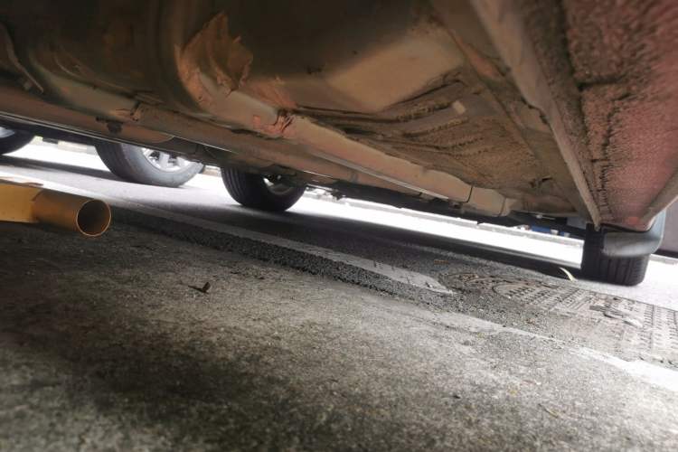Used Hyundai Verna (older generation) 2010 Sedan 1.4L Automatic Comfort Model GS Chassis Rear Right