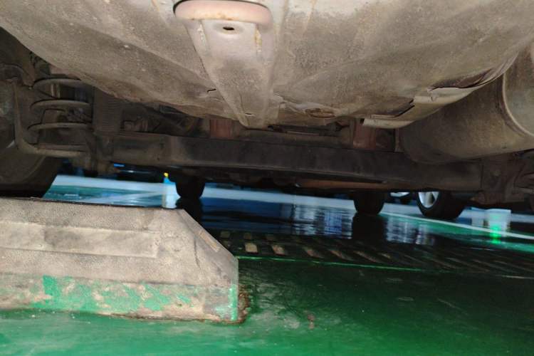 Used Hyundai Verna (older generation) 2010 Sedan 1.4L Automatic Fashionable GT Model Chassis Rear