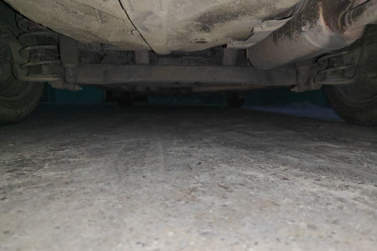 Used Hyundai Verna (older generation) 2010 Sedan 1.4L Manual Comfort GS Chassis Rear