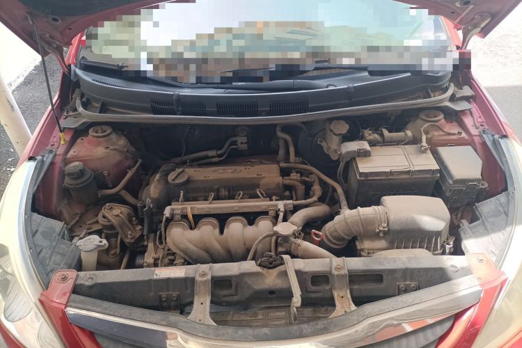 Used Hyundai Verna (older generation) 2010 Sedan 1.4L Automatic Fashionable GT Model Engine Bay
