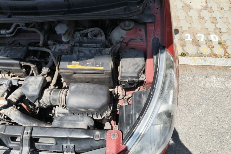 Used Hyundai Verna (older generation) 2010 Sedan 1.4L Automatic Fashionable GT Model Engine Bay Left