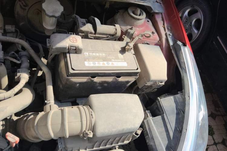 Used Hyundai Verna (older generation) 2010 Sedan 1.4L Automatic Fashionable GT Model Engine Bay Left
