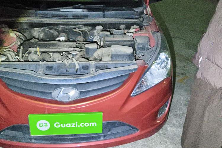 Used Hyundai Verna (older generation) 2010 Sedan 1.4L Manual Comfort GS Engine Bay Left