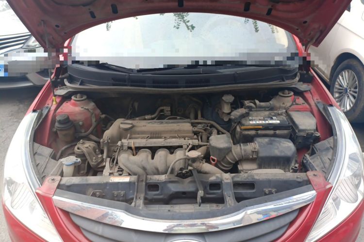 Used Hyundai Verna (older generation) 2010 Sedan 1.4L Automatic Fashionable GT Model Engine Bay