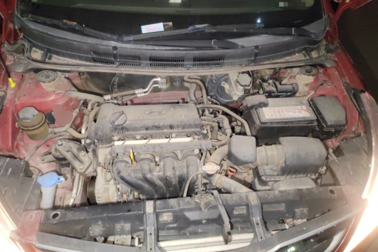 Used Hyundai Verna (older generation) 2010 Sedan 1.4L Automatic Fashionable GT Model Engine Bay