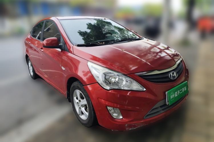 Used Hyundai Verna (older generation) 2010 Sedan 1.4L Automatic Fashionable GT Model Front Right 45 Deg