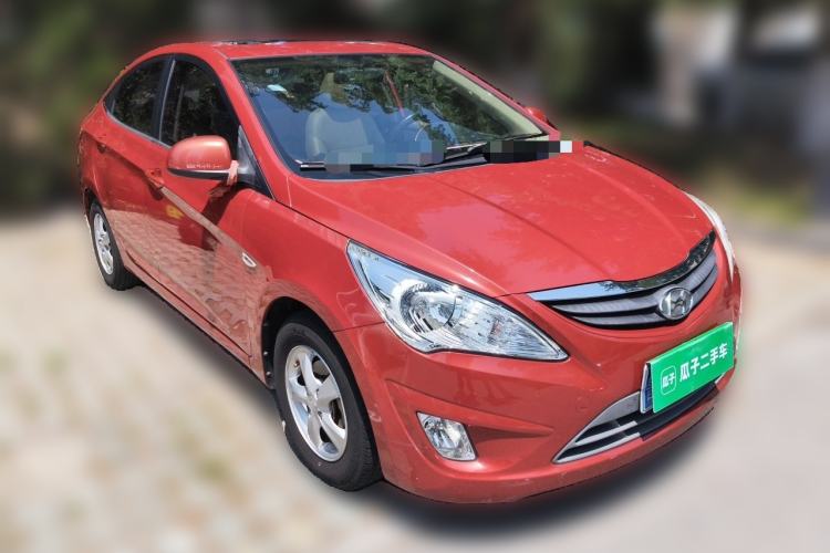 Used Hyundai Verna (older generation) 2010 Sedan 1.4L Automatic Fashionable GT Model Front Right 45 Deg