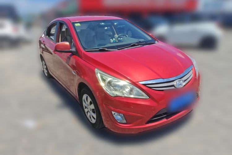 Used Hyundai Verna (older generation) 2010 Sedan 1.4L Automatic Comfort Model GS Front Right 45 Deg