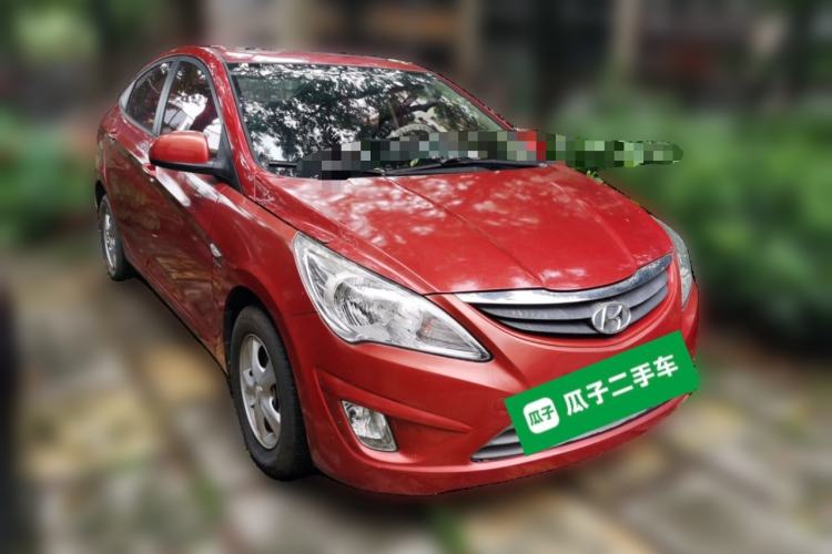 Used Hyundai Verna (older generation) 2010 Sedan 1.4L Automatic Comfort Model GS Front Right 45 Deg