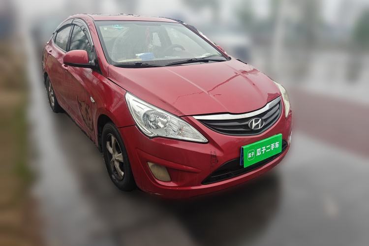 Used Hyundai Verna (older generation) 2010 Sedan 1.4L Automatic Fashionable GT Model Front Right 45 Deg