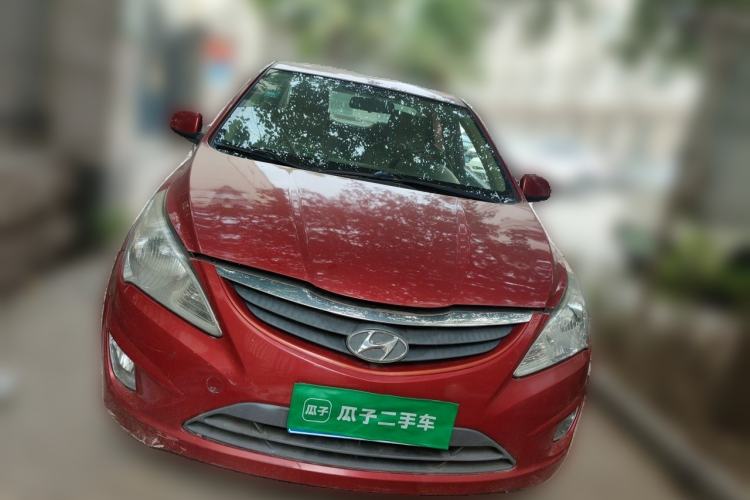 Used Hyundai Verna (older generation) 2010 Sedan 1.4L Automatic Comfort Model GS Front Right 45 Deg