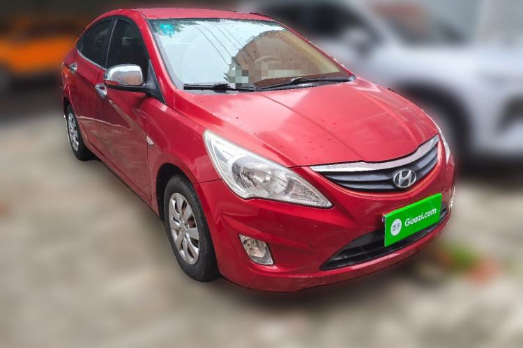 Used Hyundai Verna (older generation) 2010 Sedan 1.4L Automatic Comfort Model GS Front Right 45 Deg