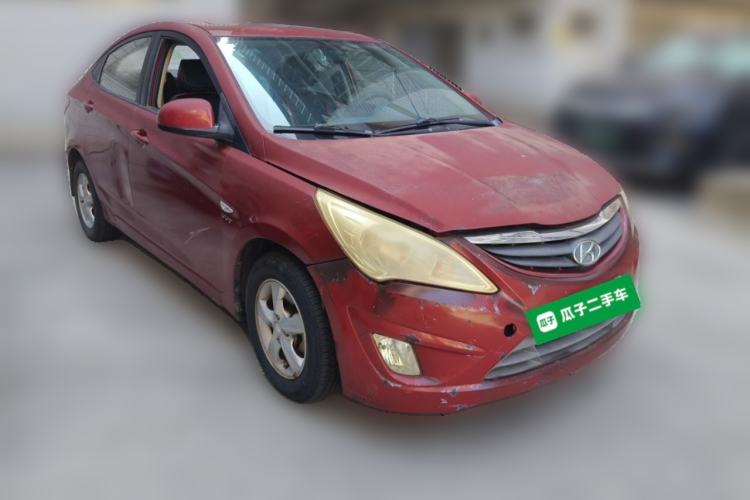 Used Hyundai Verna (older generation) 2010 Sedan 1.4L Automatic Fashionable GT Model Front Right 45 Deg