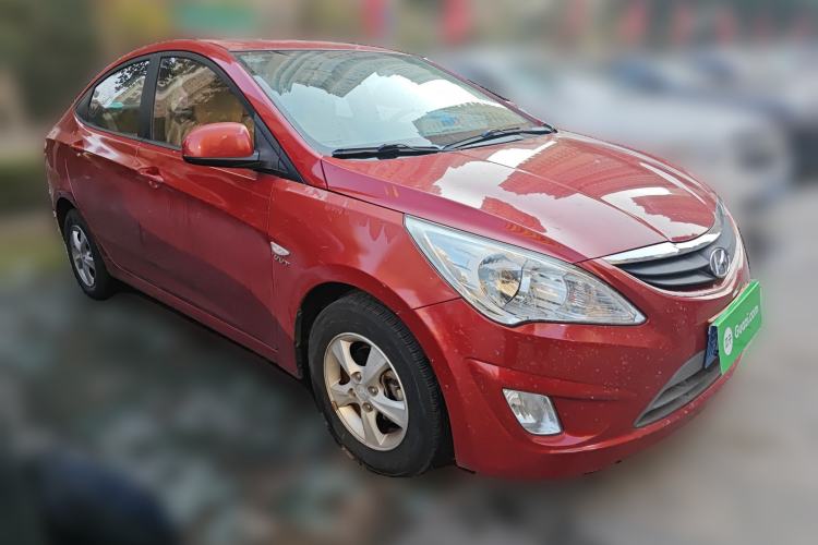 Used Hyundai Verna (older generation) 2010 Sedan 1.4L Automatic Fashionable GT Model Front Right 45 Deg
