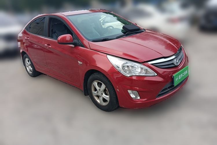 Used Hyundai Verna (older generation) 2010 Sedan 1.4L Automatic Fashionable GT Model Front Right 45 Deg