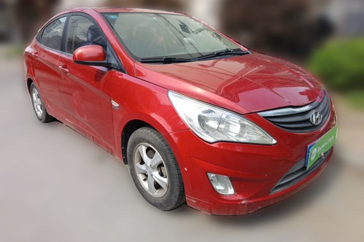 Used Hyundai Verna (older generation) 2010 Sedan 1.4L Automatic Fashionable GT Model Front Right 45 Deg