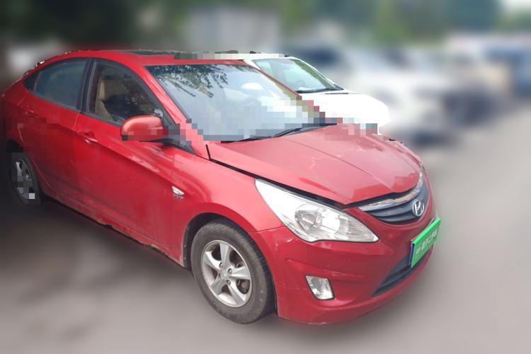 Used Hyundai Verna (older generation) 2010 Sedan 1.4L Automatic Fashionable GT Model Front Right 45 Deg