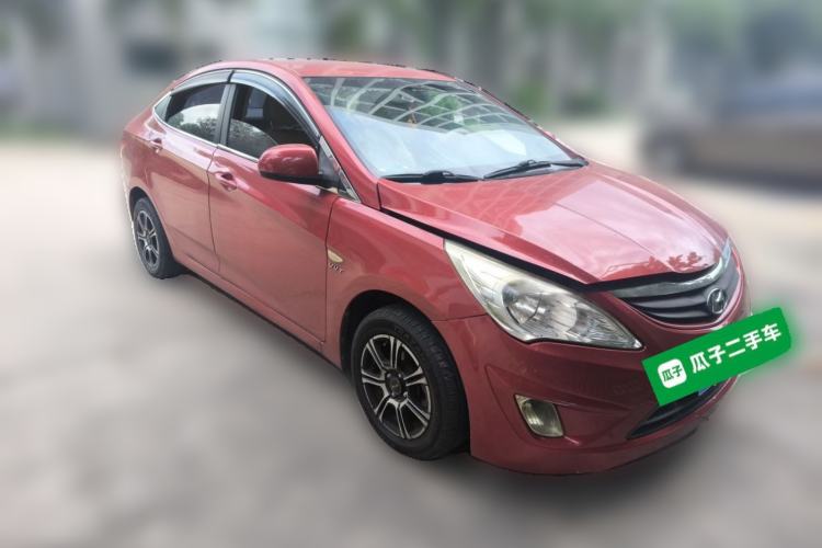 Used Hyundai Verna (older generation) 2010 Sedan 1.4L Automatic Comfort Model GS Front Right 45 Deg