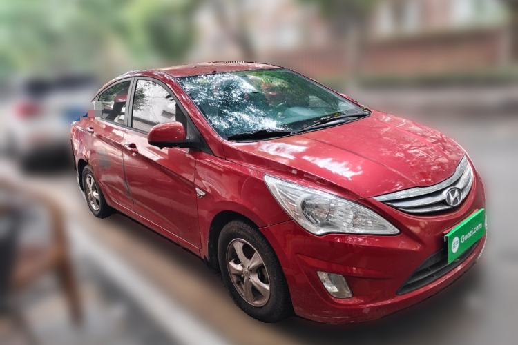 Used Hyundai Verna (older generation) 2010 Sedan 1.4L Automatic Comfort Model GS Front Right 45 Deg