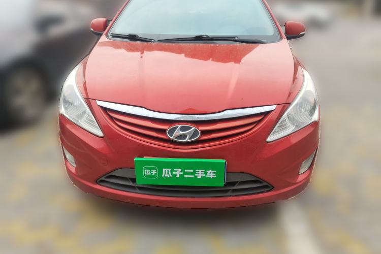 Used Hyundai Verna (older generation) 2010 Sedan 1.4L Automatic Luxury GLS Trim Front