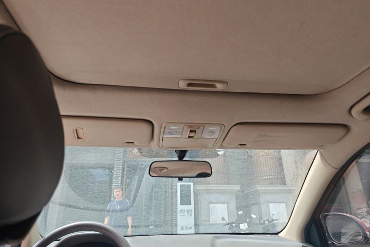 Used Hyundai Verna (older generation) 2010 Sedan 1.4L Automatic BLUE Model Headliner