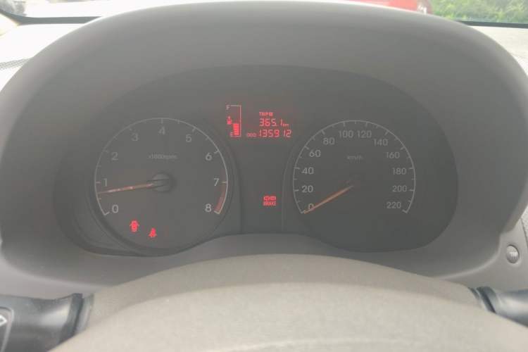 Used Hyundai Verna (older generation) 2010 Sedan 1.4L Manual Comfort GS Instrument Cluster