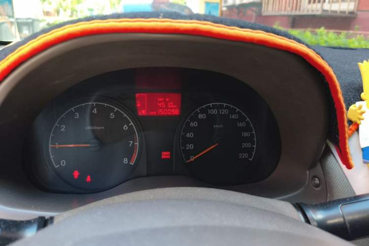 Used Hyundai Verna (older generation) 2010 Sedan 1.4L Manual Comfort GS Instrument Cluster