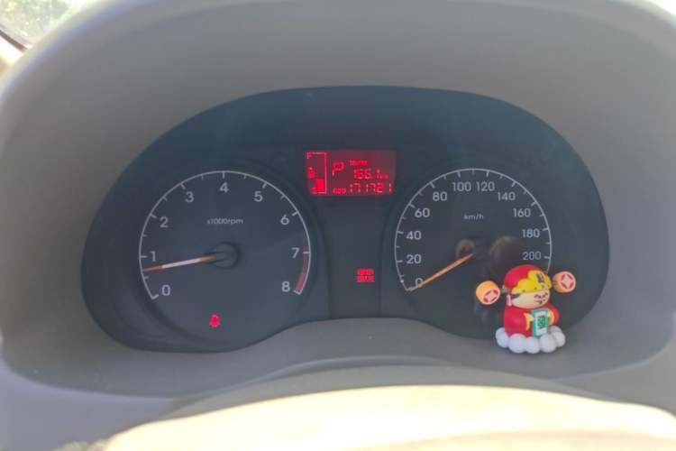 Used Hyundai Verna (older generation) 2010 Sedan 1.4L Automatic Comfort Model GS Instrument Cluster