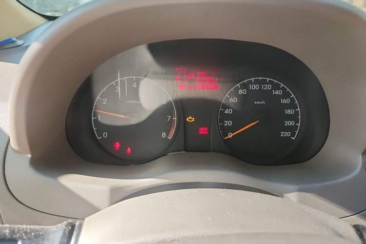 Used Hyundai Verna (older generation) 2010 Sedan 1.4L Automatic Comfort Model GS Instrument Cluster