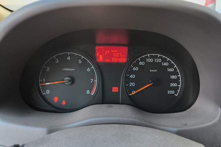 Used Hyundai Verna (older generation) 2010 Sedan 1.4L Automatic Comfort Model GS Instrument Cluster