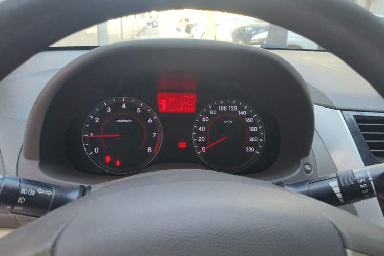 Used Hyundai Verna (older generation) 2010 Sedan 1.4L Automatic Fashionable GT Model Instrument Cluster