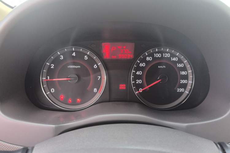 Used Hyundai Verna (older generation) 2010 Sedan 1.4L Automatic Fashionable GT Model Instrument Cluster