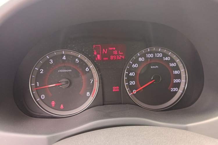 Used Hyundai Verna (older generation) 2010 Sedan 1.4L Automatic Fashionable GT Model Instrument Cluster