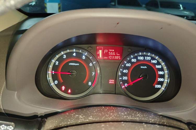Used Hyundai Verna (older generation) 2010 Sedan 1.4L Automatic Fashionable GT Model Instrument Cluster
