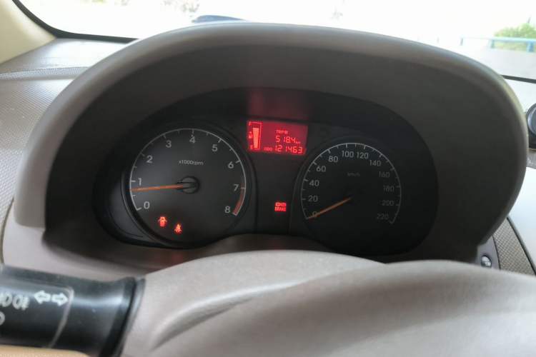 Used Hyundai Verna (older generation) 2010 Sedan 1.4L Manual Comfort GS Instrument Cluster