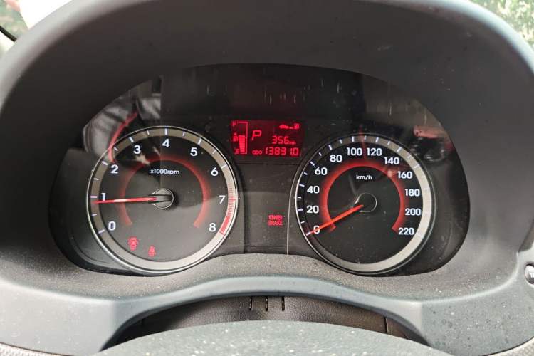 Used Hyundai Verna (older generation) 2010 Sedan 1.4L Automatic Fashionable GT Model Instrument Cluster