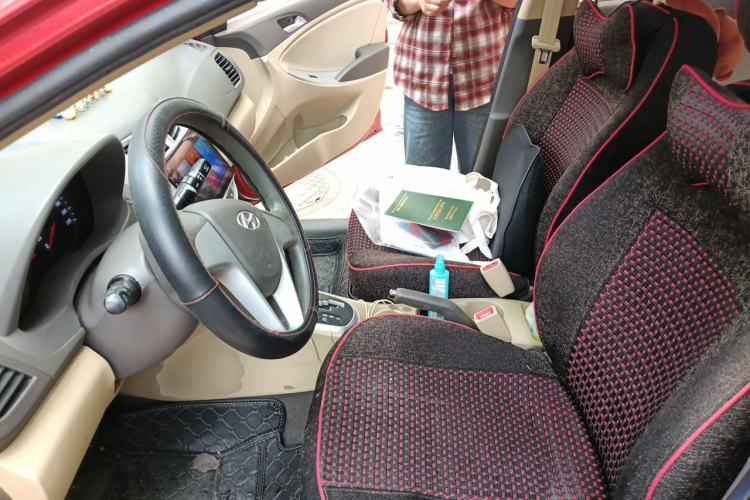 Used Hyundai Verna (older generation) 2010 Sedan 1.4L Automatic Fashionable GT Model Left Front Seat