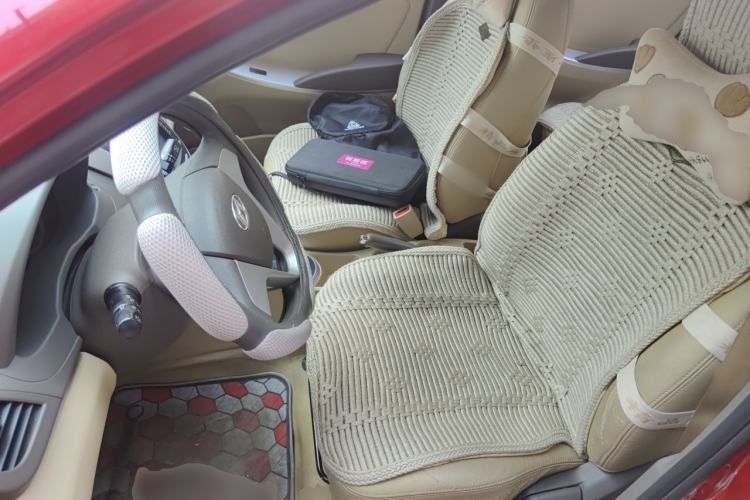 Used Hyundai Verna (older generation) 2010 Sedan 1.4L Automatic Fashionable GT Model Left Front Seat
