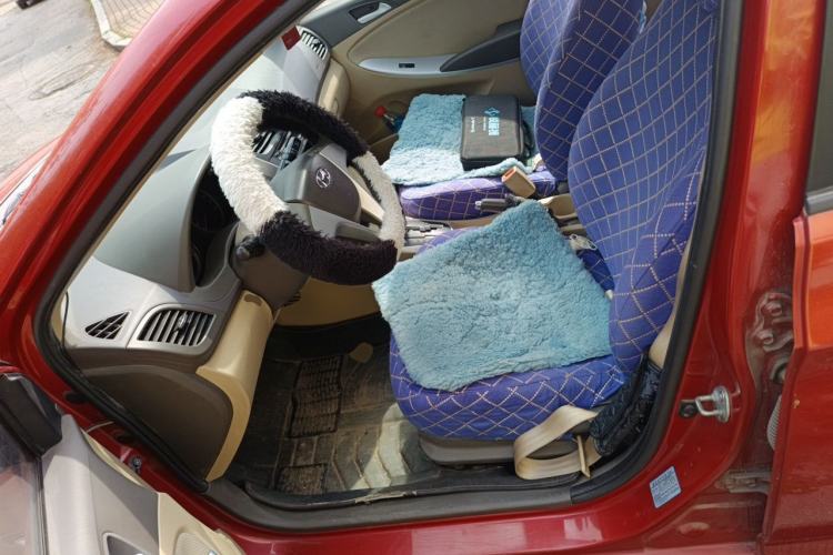 Used Hyundai Verna (older generation) 2010 Sedan 1.4L Automatic Fashionable GT Model Left Front Seat