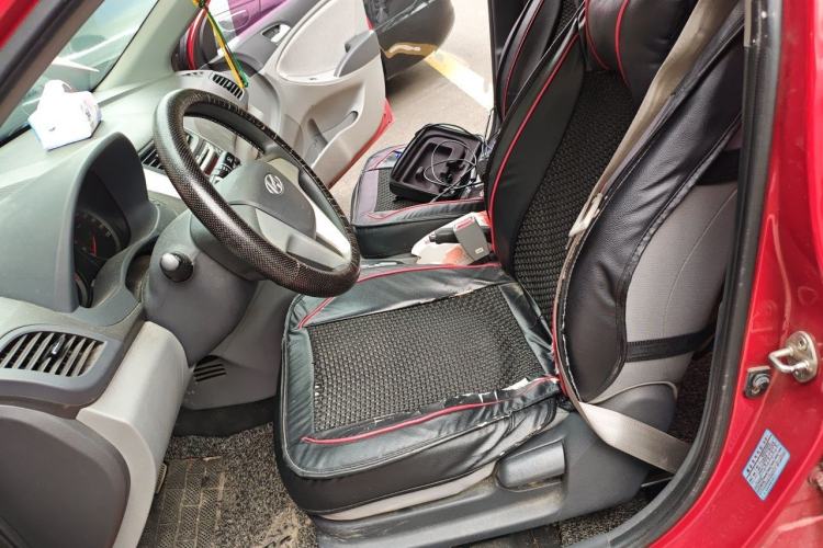 Used Hyundai Verna (older generation) 2010 Sedan 1.4L Automatic Fashionable GT Model Left Front Seat