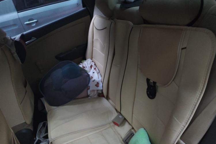 Used Hyundai Verna (older generation) 2010 Sedan 1.4L Manual Standard GL Model Left Rear Seat