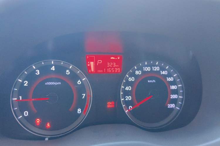 Used Hyundai Verna (older generation) 2010 Sedan 1.4L Automatic Fashionable GT Model Odometer Close Up