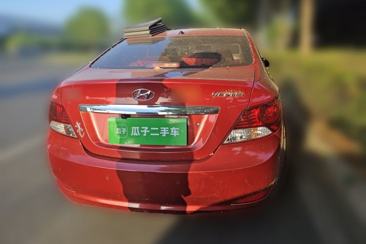 Used Hyundai Verna (older generation) 2010 Sedan 1.4L Manual Comfort GS Rear