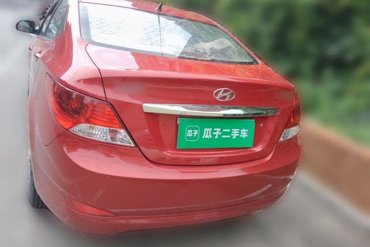Used Hyundai Verna (older generation) 2010 Sedan 1.4L Manual Comfort GS Rear