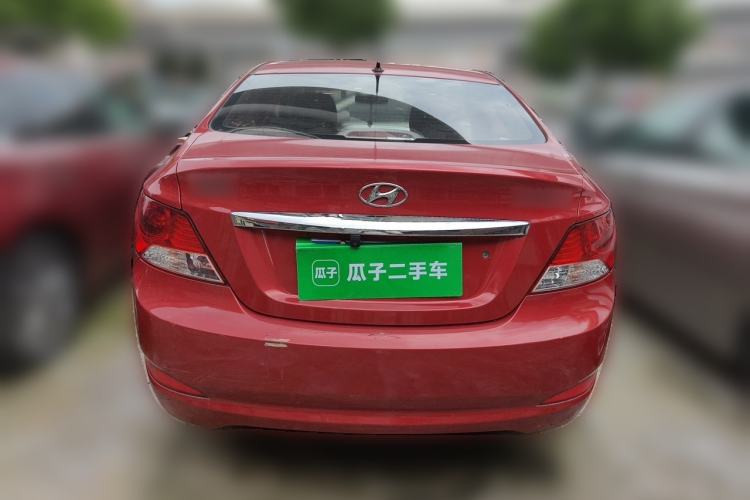 Used Hyundai Verna (older generation) 2010 Sedan 1.4L Manual Comfort GS Rear