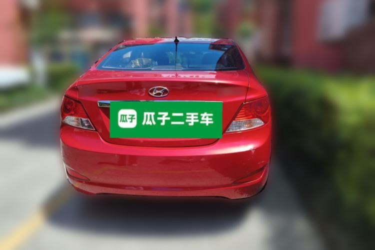 Used Hyundai Verna (older generation) 2010 Sedan 1.4L Manual Comfort GS Rear
