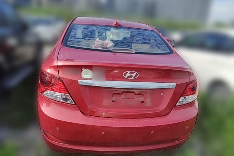 Used Hyundai Verna (older generation) 2010 Sedan 1.4L Manual Comfort GS Rear